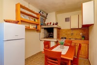 House Hidden Bay-One Bedroom Cottage with Terrace ans Sea View