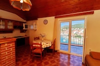 Apartments Peselj-One Bedroom Apartment with Balcony and Sea View ( 2 )