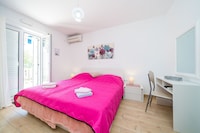 Villa Marija-Twin room with Kitchen and Terrace-4