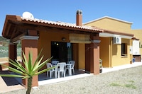 Apartment in Villaputzu with garden