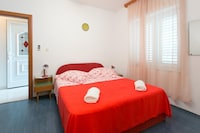 Guest House Kusalo- Studio Apartment with Patio (Studio 1)