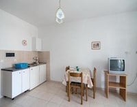 Apartments Boguvila - Studio with Terrace (A4) - (ST)