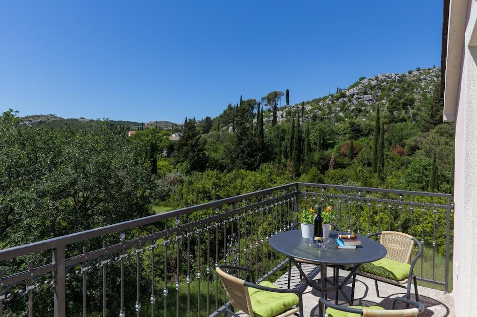 Apartment Green Oase - Three Bedroom Apartment with Balcony (A4+1), Mlini