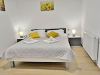 Fancy Apartments Dream - Deluxe One Bedroom Apartment with Balcony and Sea View ( 4 )