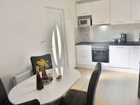 Fancy Apartments Dream - Deluxe One Bedroom Apartment with Balcony and Sea View ( 4 )
