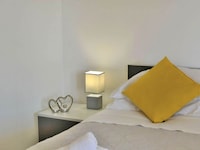Fancy Apartments Dream - Deluxe One Bedroom Apartment with Balcony and Sea View ( 4 )