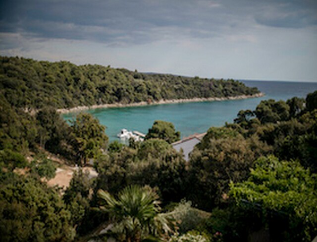 Apartments & Rooms Green Bay - Double Room with Balcony and Sea View (Room 2)