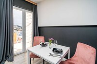 Apartments Tayra - Superior studio apartment with balcony (BR1)