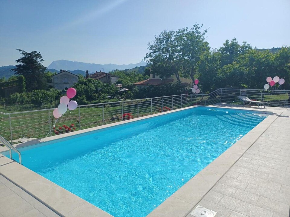 Majestuosa casa de vacaciones en Montefalcone Appennino con jardín, Montefalcone Appennino