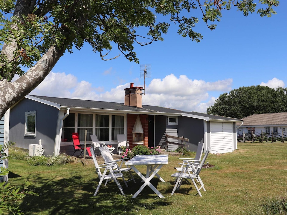 5 person holiday home in Träslövsläge, Varberg