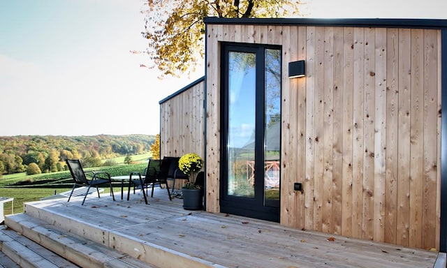 Comfy chalet with cooking island in Limburg