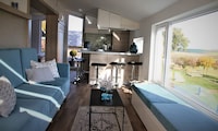 Comfy chalet with cooking island in Limburg