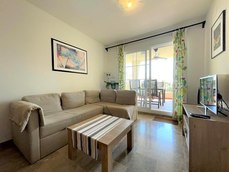 2-Bedroom Apartment Near the Sea, Roquetas de Mar