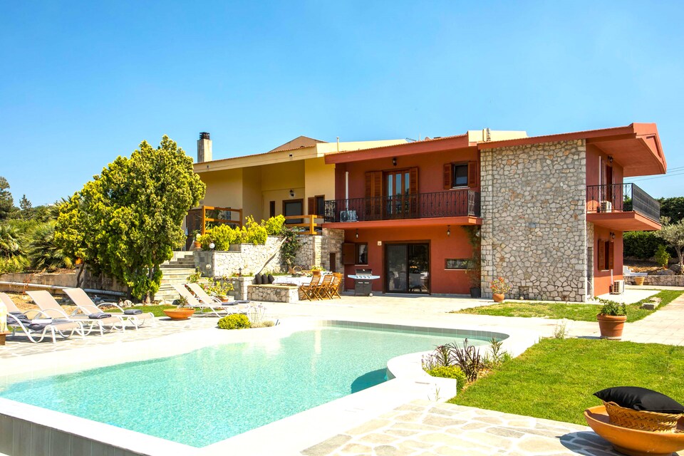 Vakantiehuis bij strand in Afandou, Koskinou