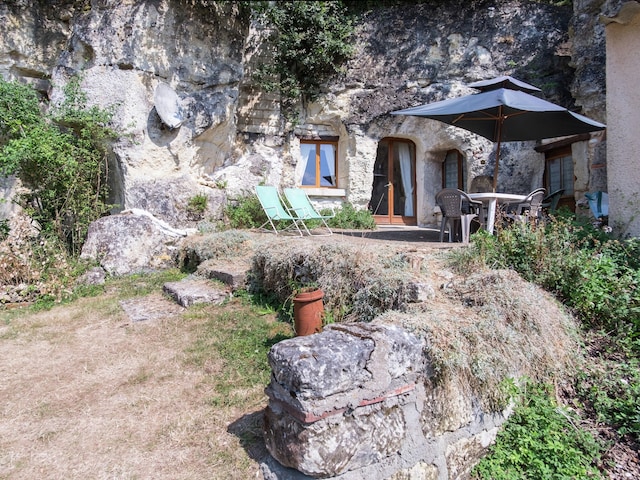 Casa cueva con un encanto histórico único en un entorno rural