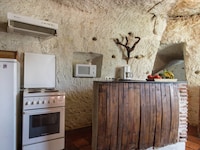 Casa cueva con un encanto histórico único en un entorno rural