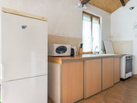 Einzigartiges Höhlenwohnungshaus im Tal
