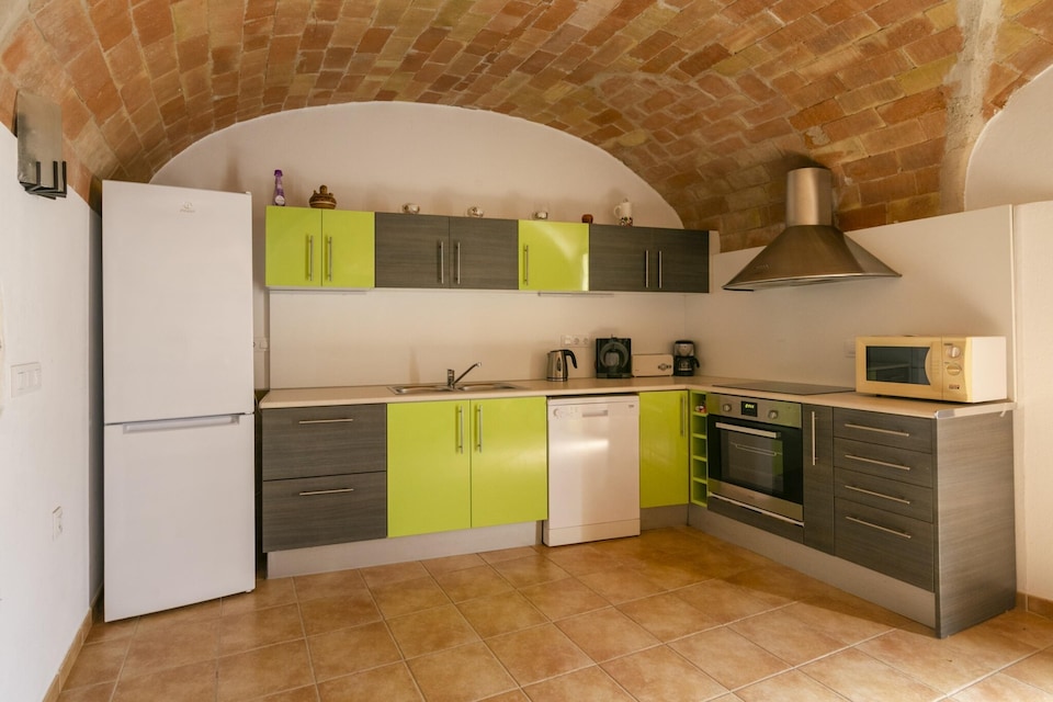 Villa in Figueres with Private Pool, La Vall