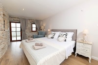 Erstaunliche Villa mit Pool, Wellness und atemberaubender Aussicht