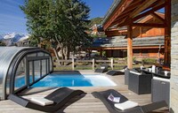 Chalet in Les Deux Alpes with Private Pool