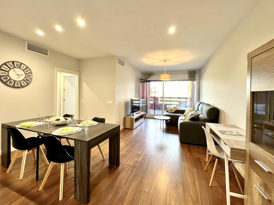 Motril Apartment w/ Pool, Playa Granada