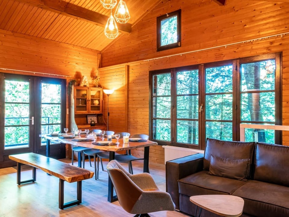 Chalet in the woods with Nordic bath, Manhay