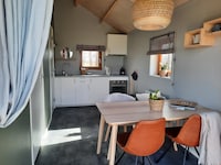 Lodge in Drenthe met uitzicht veranda