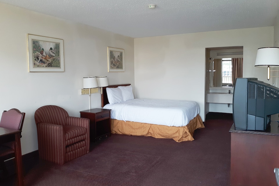 OYO Hotel Candlelight Jackson, C39154, Jackson