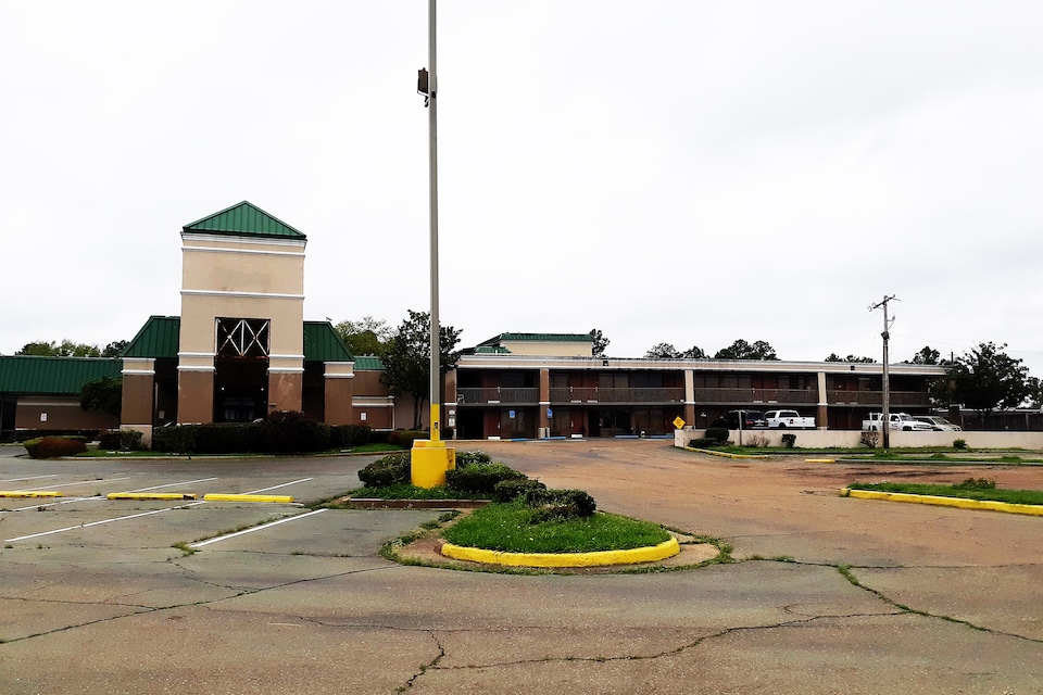 OYO Hotel Candlelight Jackson, C39154, Jackson