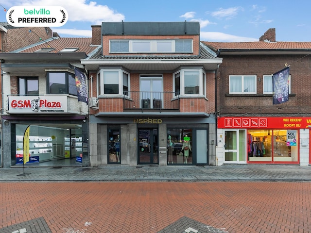 Dúplex moderno en Maasmechelen