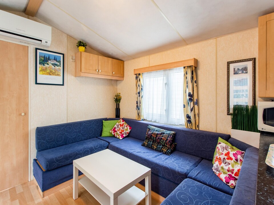Mobile Home in Var near Miramar Beach, La Londe-les-Maures