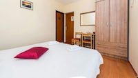 Guest House Fontana - One Bedroom Apartment with Balcony and Sea View