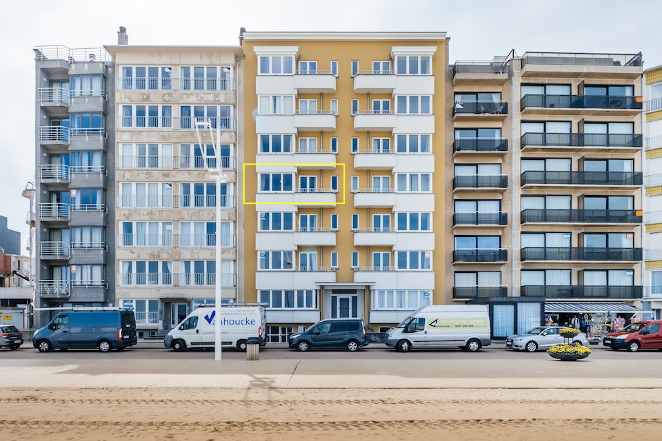 Appartement aan de kust met zeezicht, Koksijde