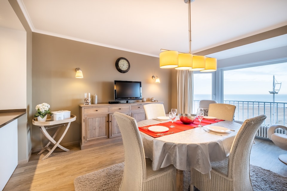 Appartement in Oostende met Zeezicht, Koksijde