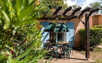 Maisonette Stil mit Gemeinschaftspool
