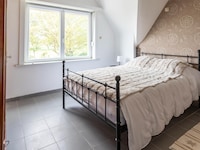 Villa moderna con patio privado