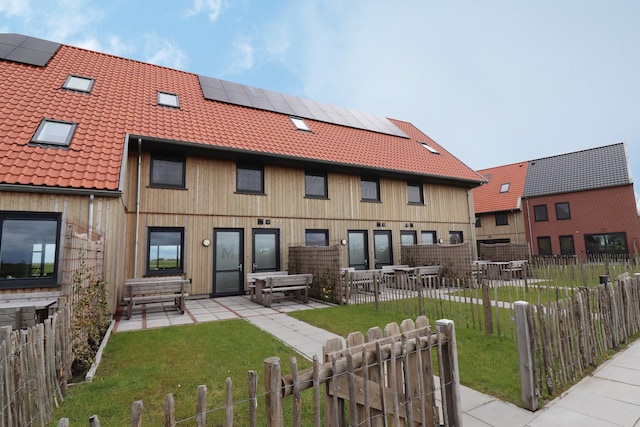 Villa in Leons with Sloop Rental