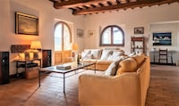 Villa in Umbrien mit Pool und Talblick