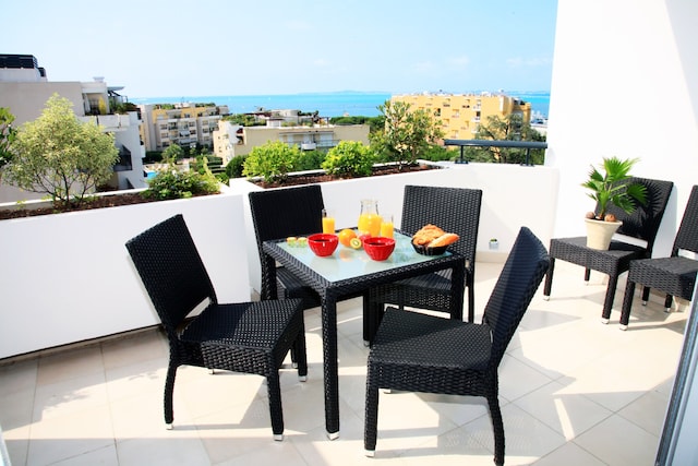 Apartment in Côte d'Azur near the Beach