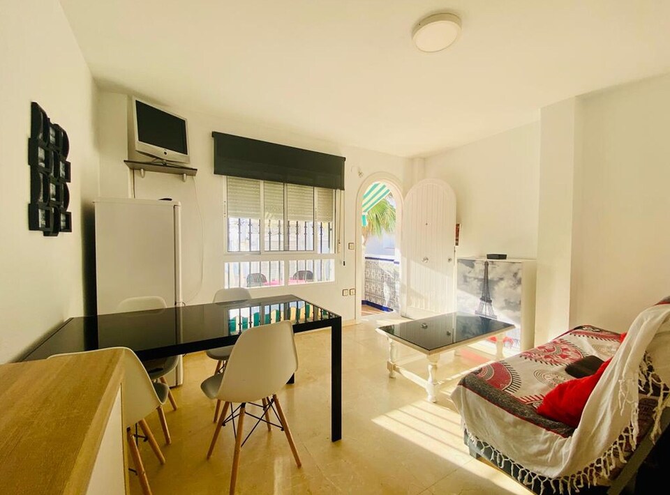 Acogedor piso en La Perla de Andalucia- Calahonda., La Perla de Andalucía