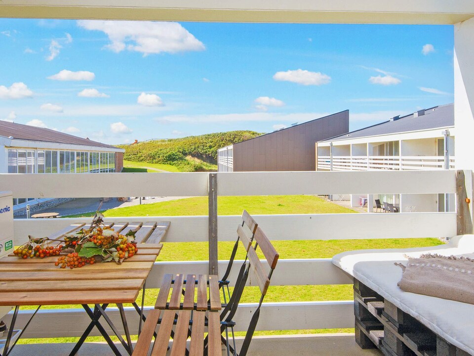 8 person holiday home in Ringkøbing-By Traum, Holmsland Klit