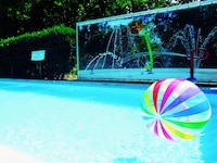 Casa Vacanze a Zelhem con Jacuzzi & Bosco