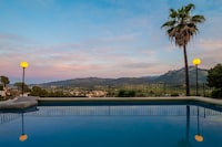Villa Vista in Alcalali met zwembad en uitzicht