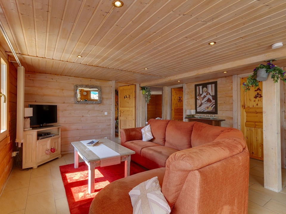 Chalet in Le Cheylard near Hiking Trails, Le Cheylard