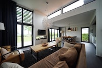 Villa met dakterras nabij Veluwemeer