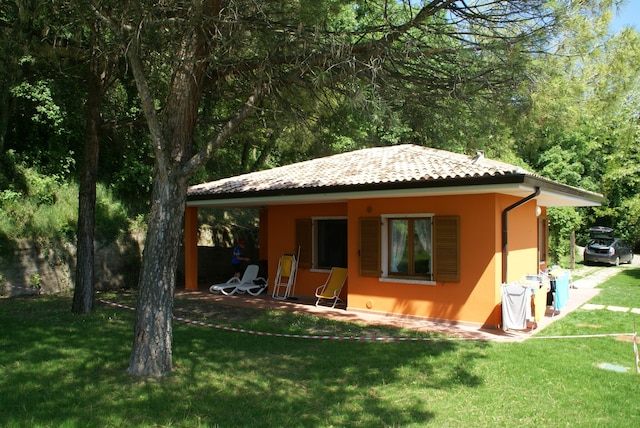 Vrijstaande bungalow bij het Gardameer met zwembad, Garda