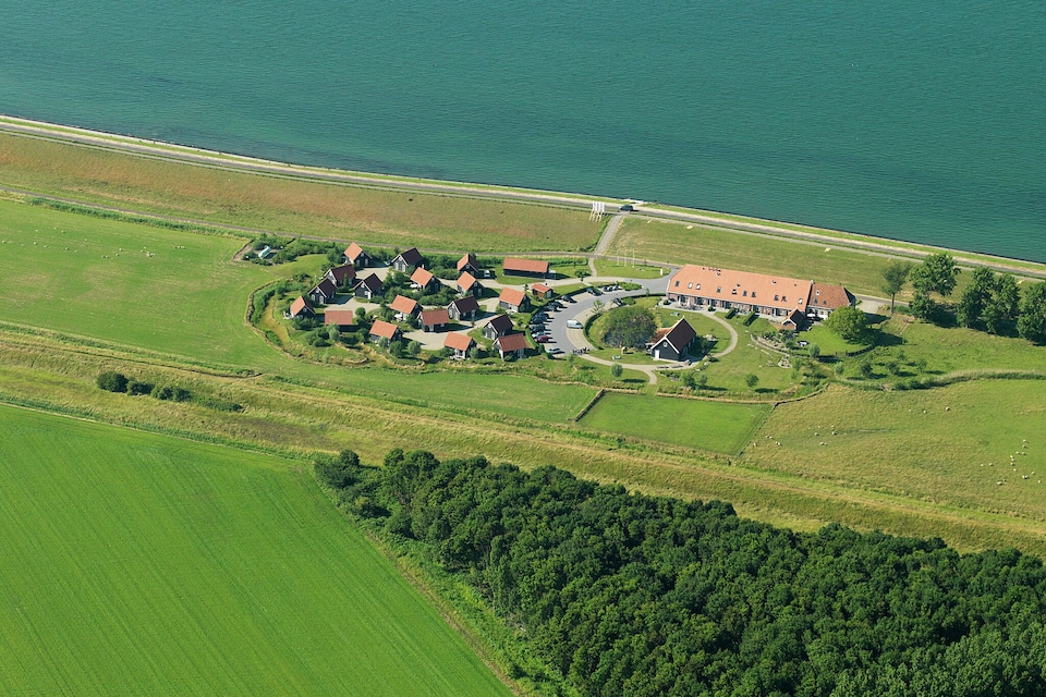 Modern chalet vlakbij het strand, Wemeldinge