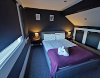 holiday home near Mumbles Pier