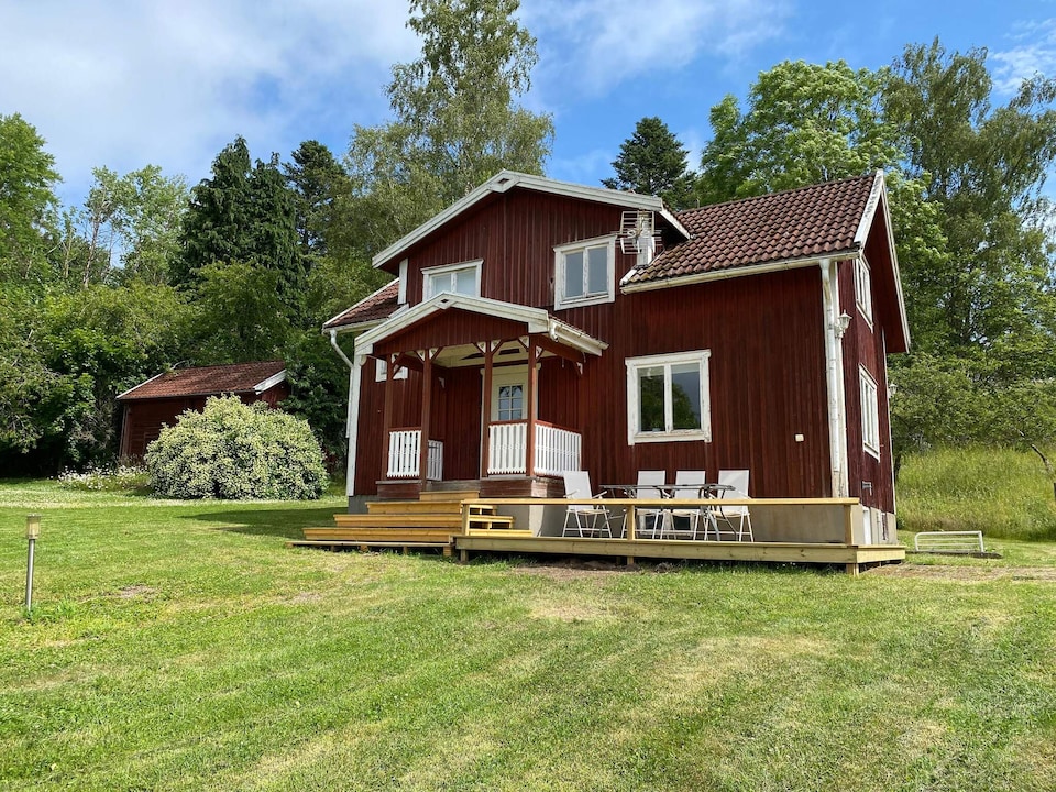 8 person holiday home in Anneby, Jönköping