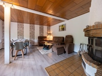 Serene Stay by the Moselle